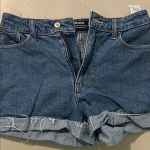 Hollister Women's Frayed Hem Jean Shorts
